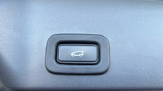 Land Rover Range Rover Evoque 2.0 P200 R-Dynamic SE 5dr Auto Petrol Hatchback